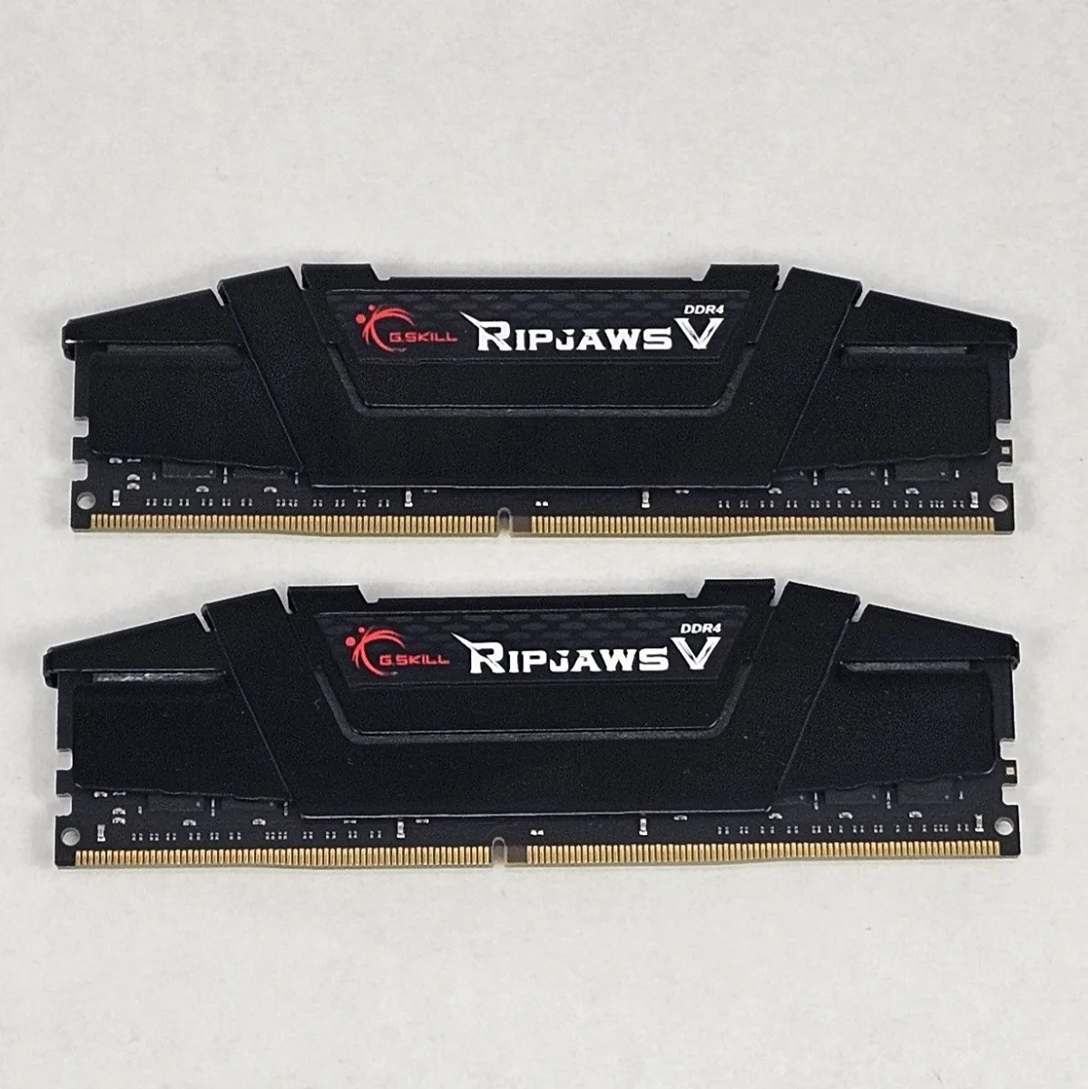 32GB DDR4 (2x16GB) CL16 3200MT/s G.Skill Ripjaws V