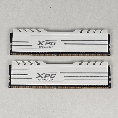 16GB DDR4 (2x8GB) CL16 3200MT/s ADATA XPG Gammix D10 - photo 1