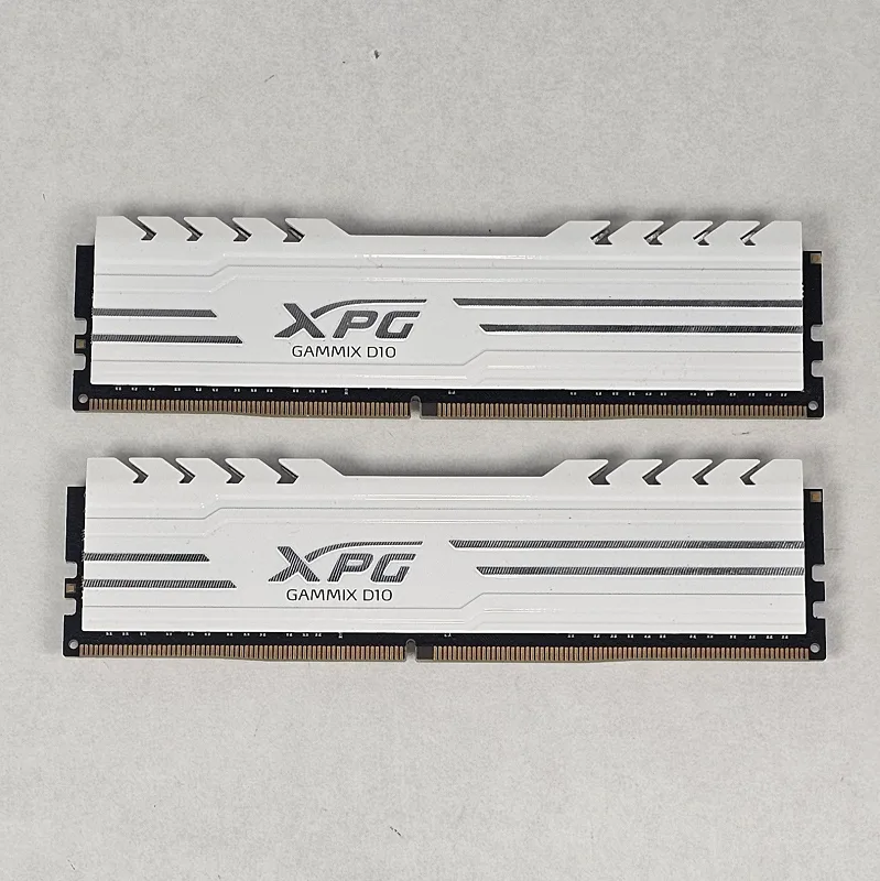 16GB DDR4 (2x8GB) CL16 3200MT/s ADATA XPG Gammix D10