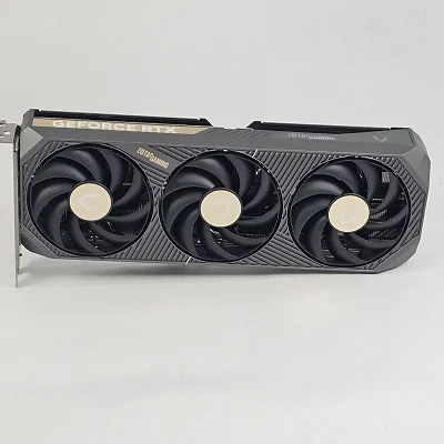 RTX 5070 Zotac Gaming Solid OC 12GB - photo 2