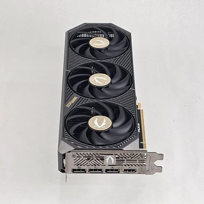 RTX 5070 Zotac Gaming Solid OC 12GB - photo 4