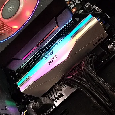 16GB DDR4 (2x8GB) CL16 3200MT/s ADATA XPG - photo 1