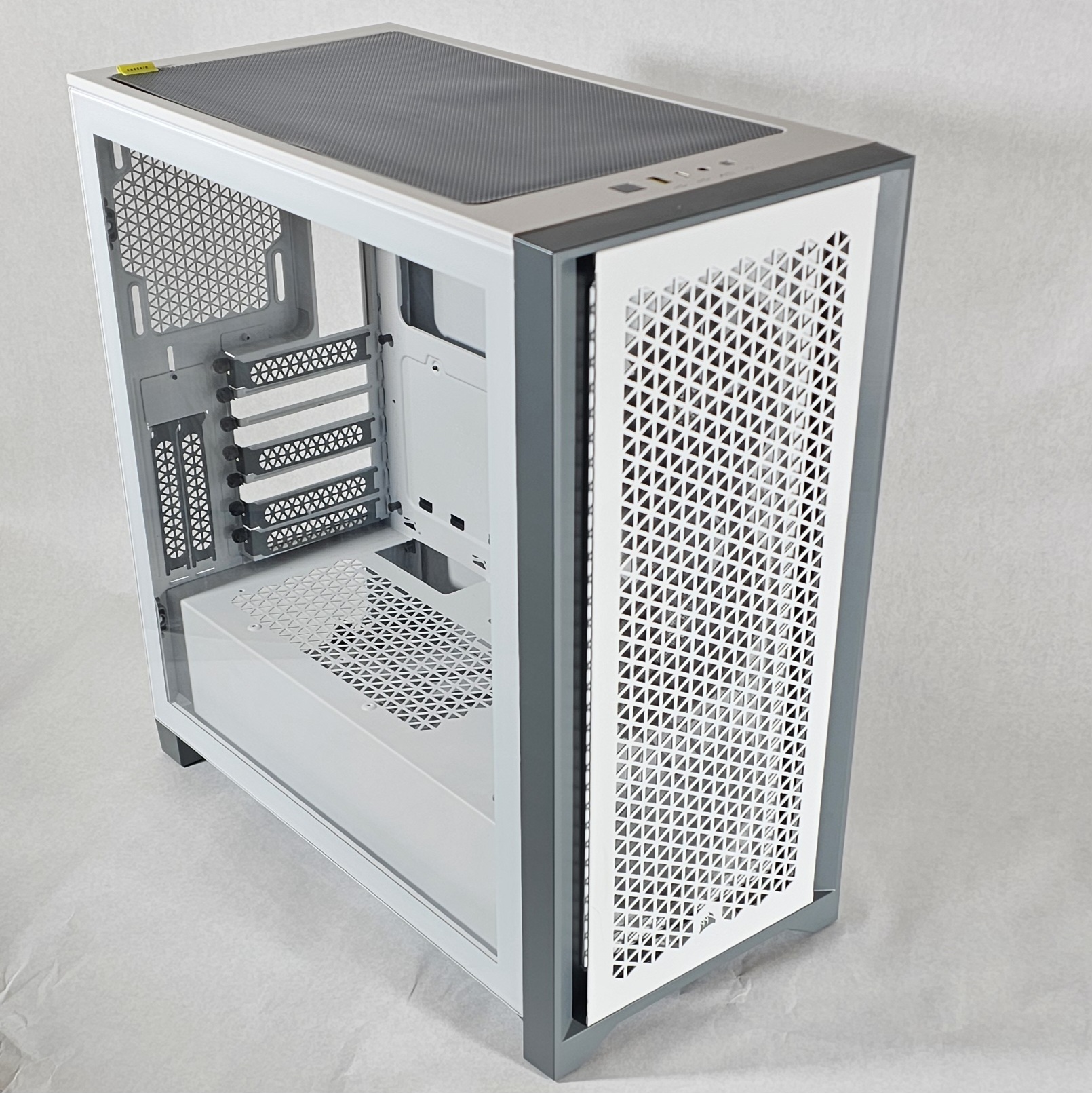 White Corsair 4000D PC Case