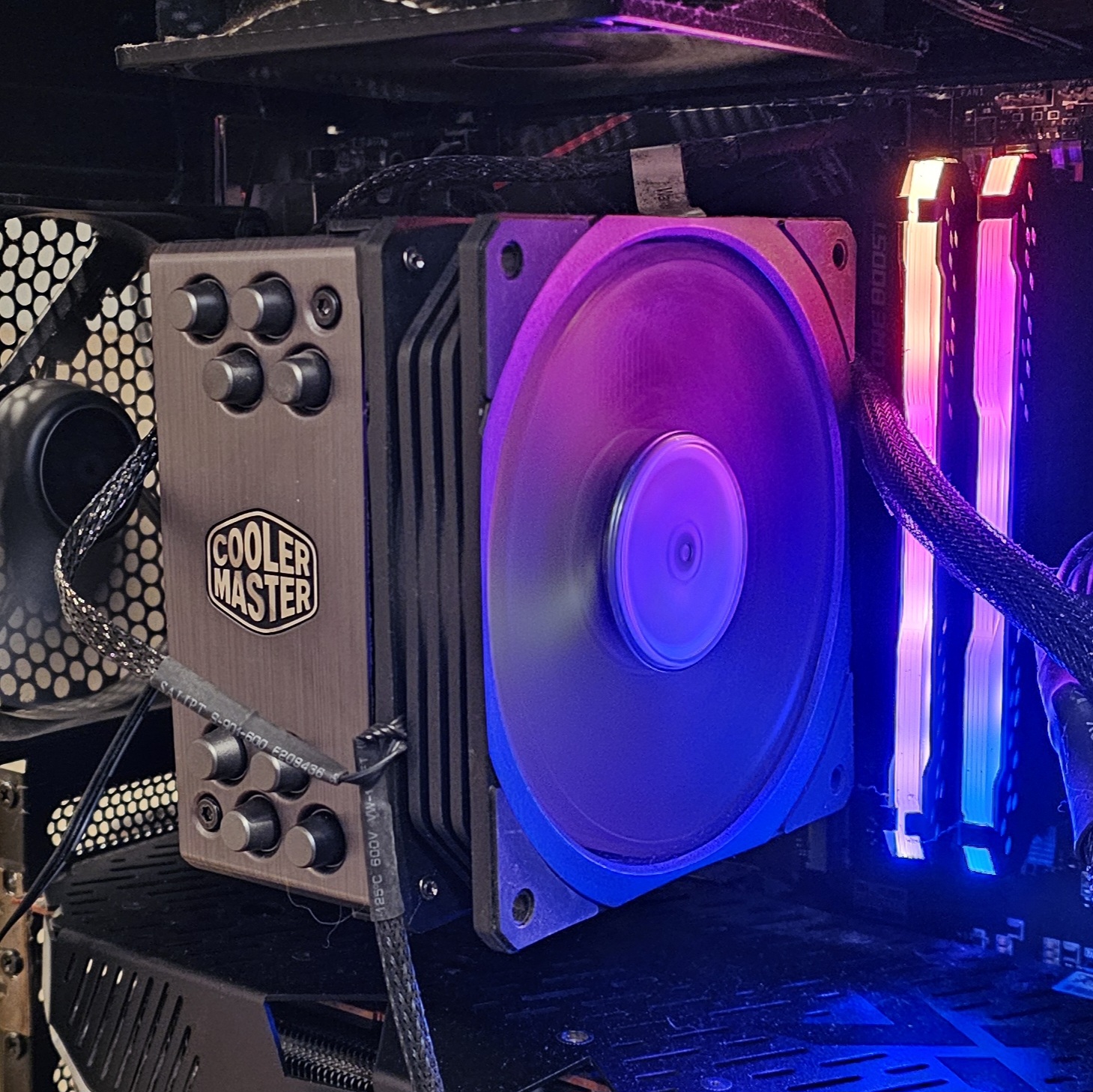 Cooler Master CPU Air Cooler for AMD AM4 - Fully Tested