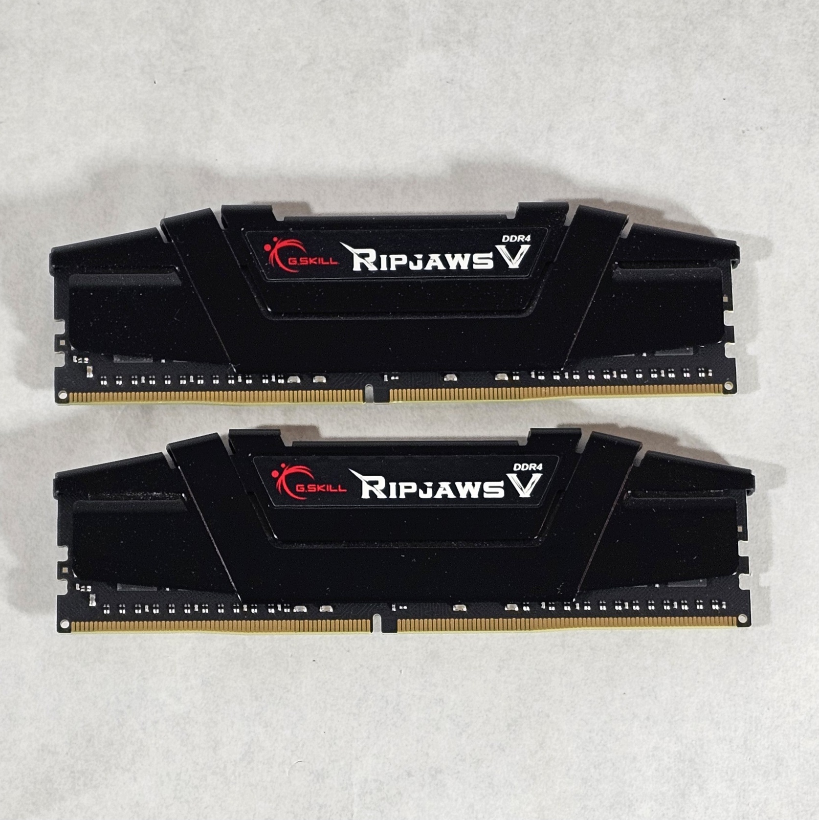 DDR4 32GB (2x16GB)  CL16 3600MHz G.SKILL RIPJAWS V