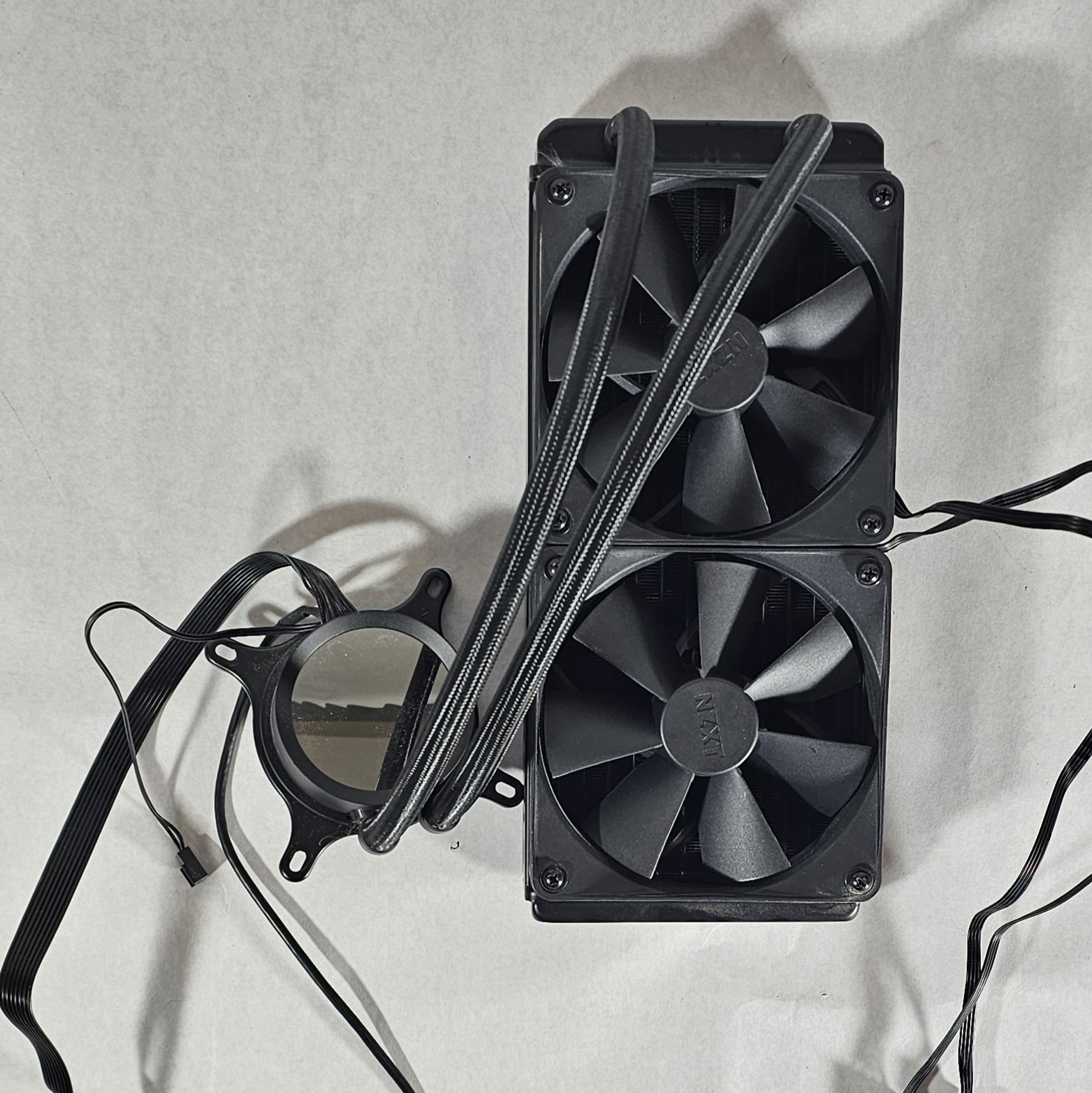 240mm NZXT AIO CPU Liquid Cooler LGA1200 - Like New