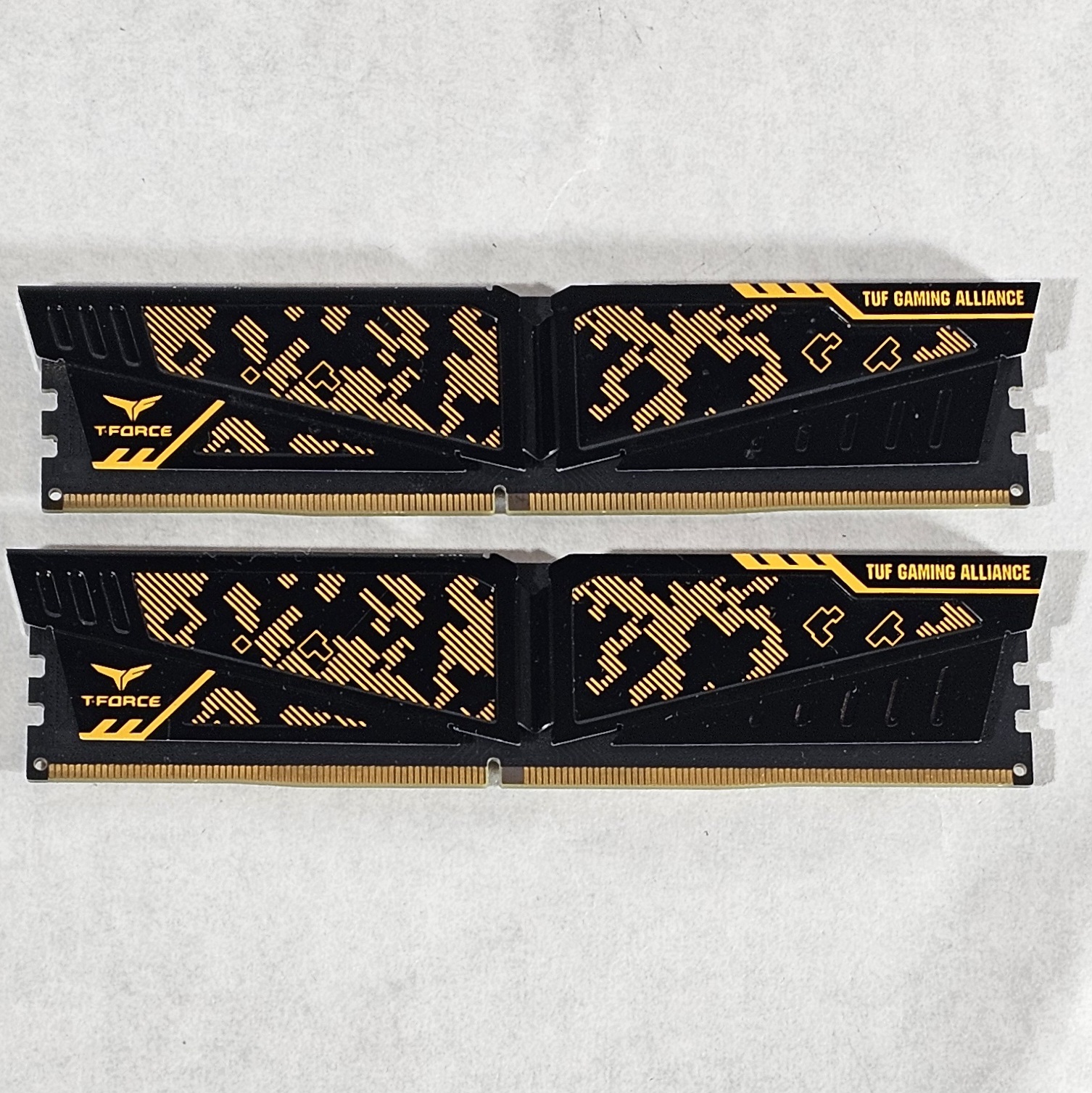 16GB DDR4 (2x8GB)-288 CL16 3000MHz T-FORCE TUF GAMING - Fully Tested