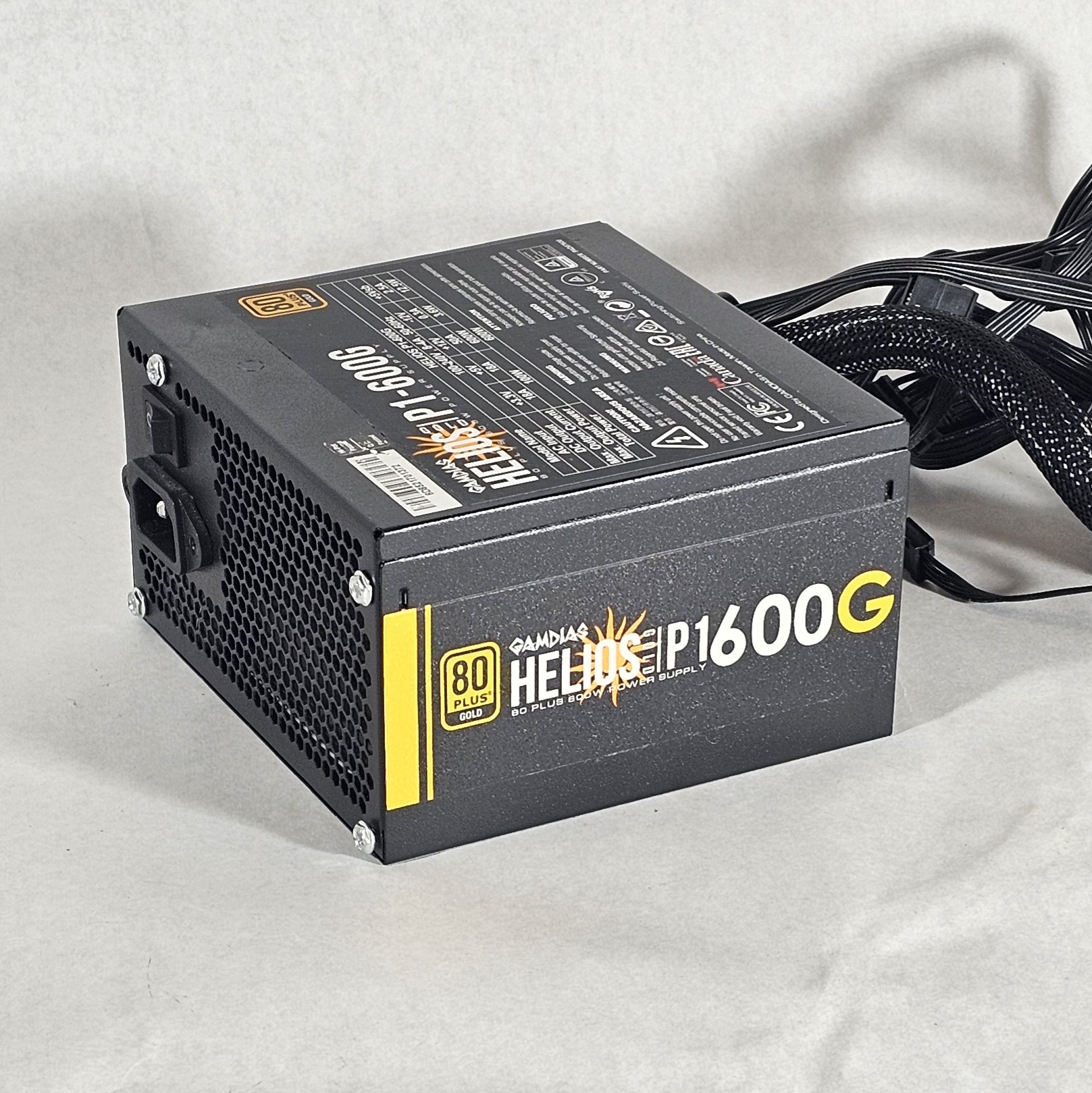 600 Watt PSU 80+ GOLD HELIOS 600G Power Supply