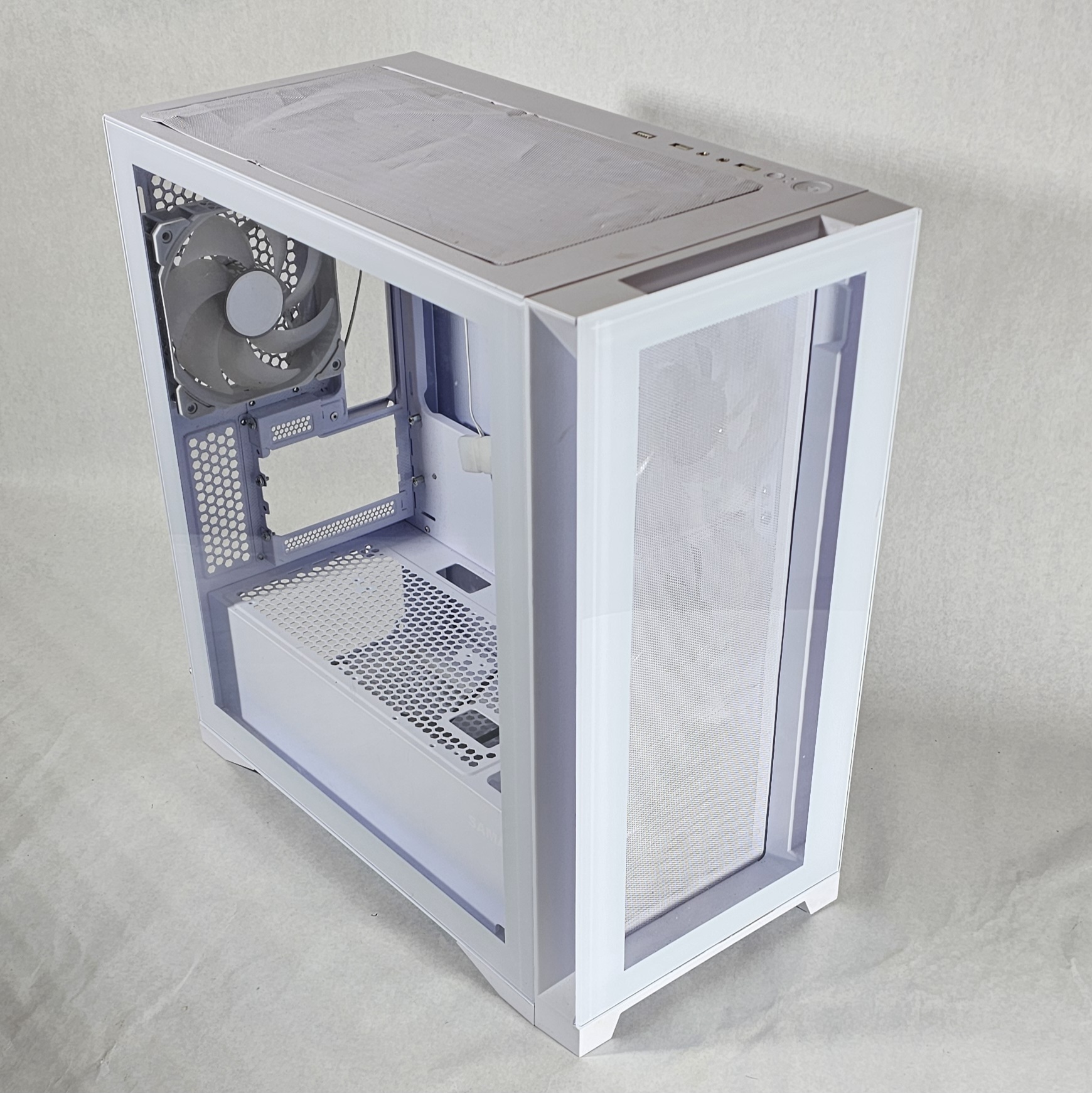 White PC Case with 4 RGB Fans - Ready to Ship