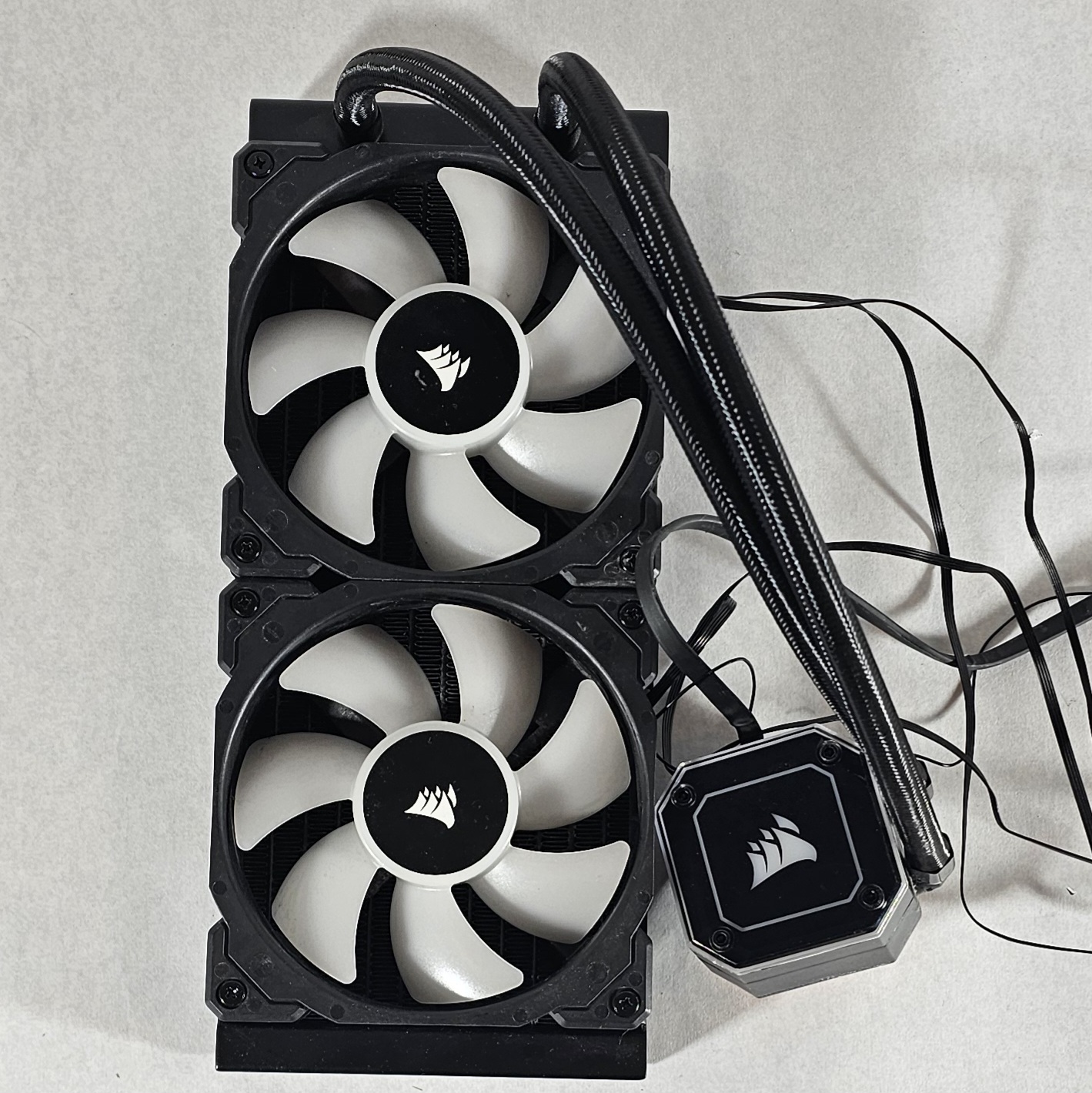 240mm Corsair AIO RGB Liquid CPU Cooler Intel LGA1200 - Like New