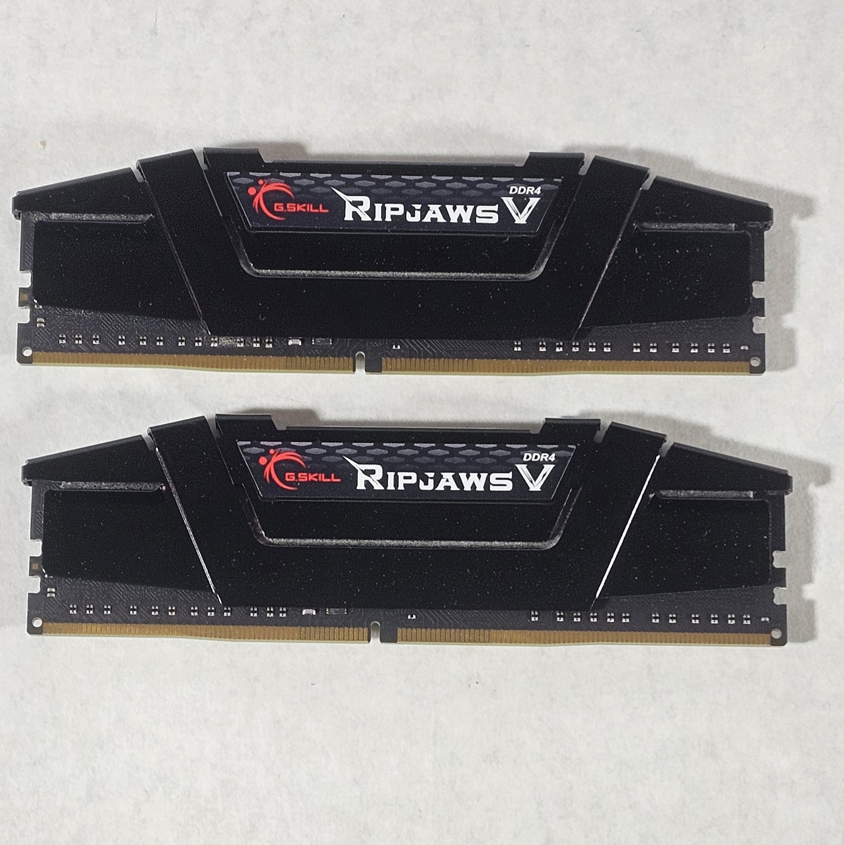 32GB DDR4 (2x16GB) CL16 3200MT/s G.SKILL RIPJAWS
