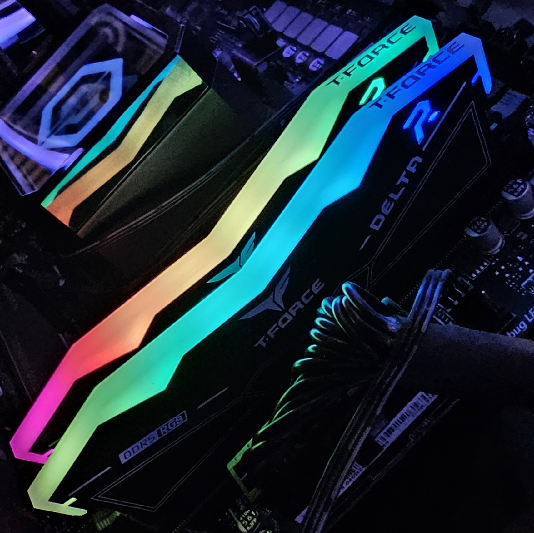 32GB DDR5 (2x16GB) RGB 6000mhz CL38 T-FORCE DELTA R RAM Memory