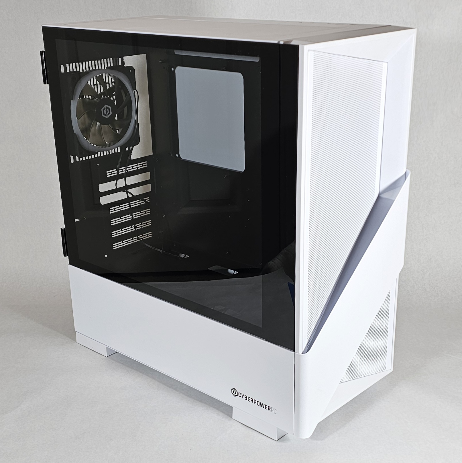 WHITE PC Case RGB CyberPowerPC - Fully Tested