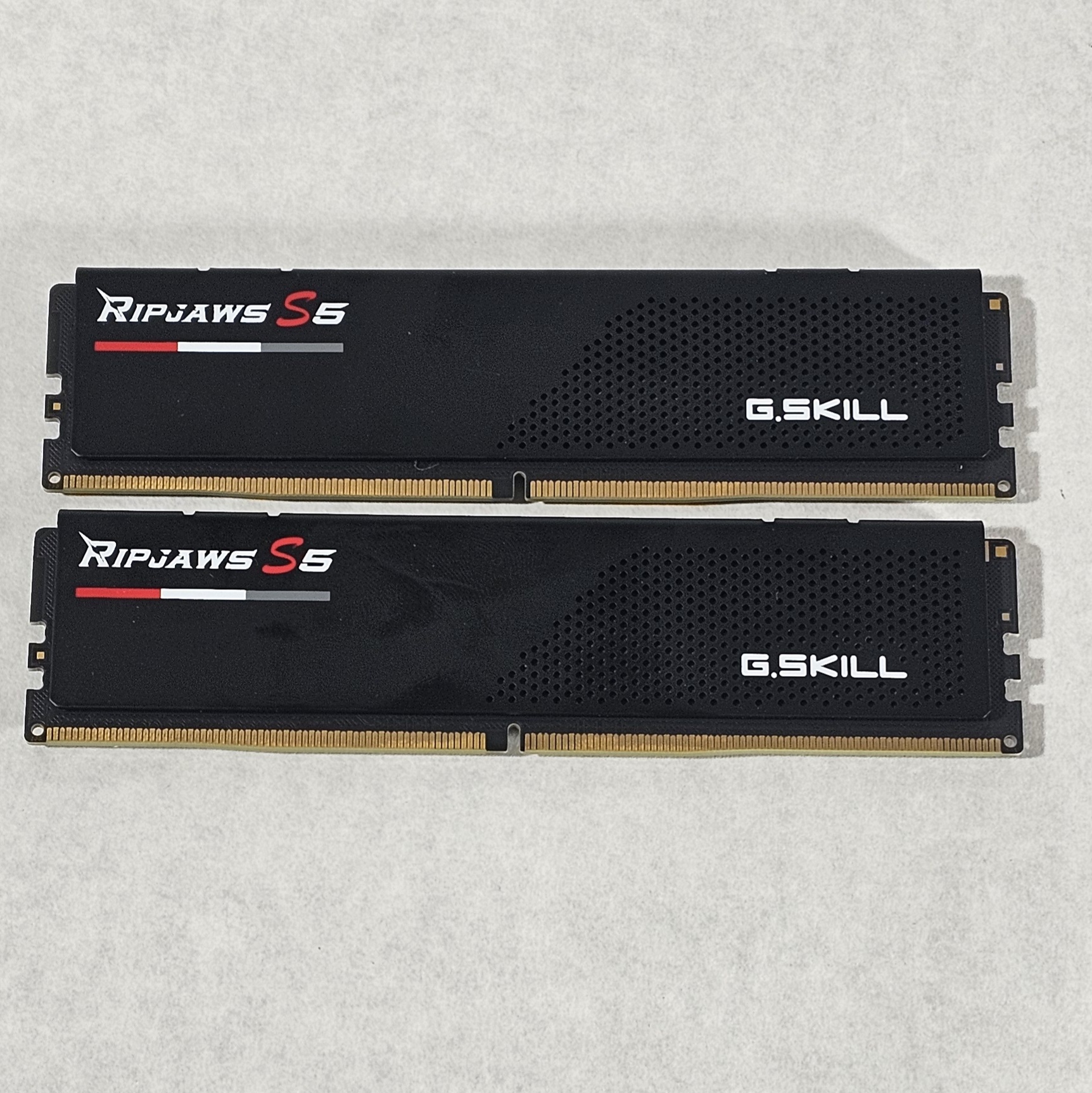 32GB DDR5 (2x16GB) CL36 6000MT/s XMP G.SKILL