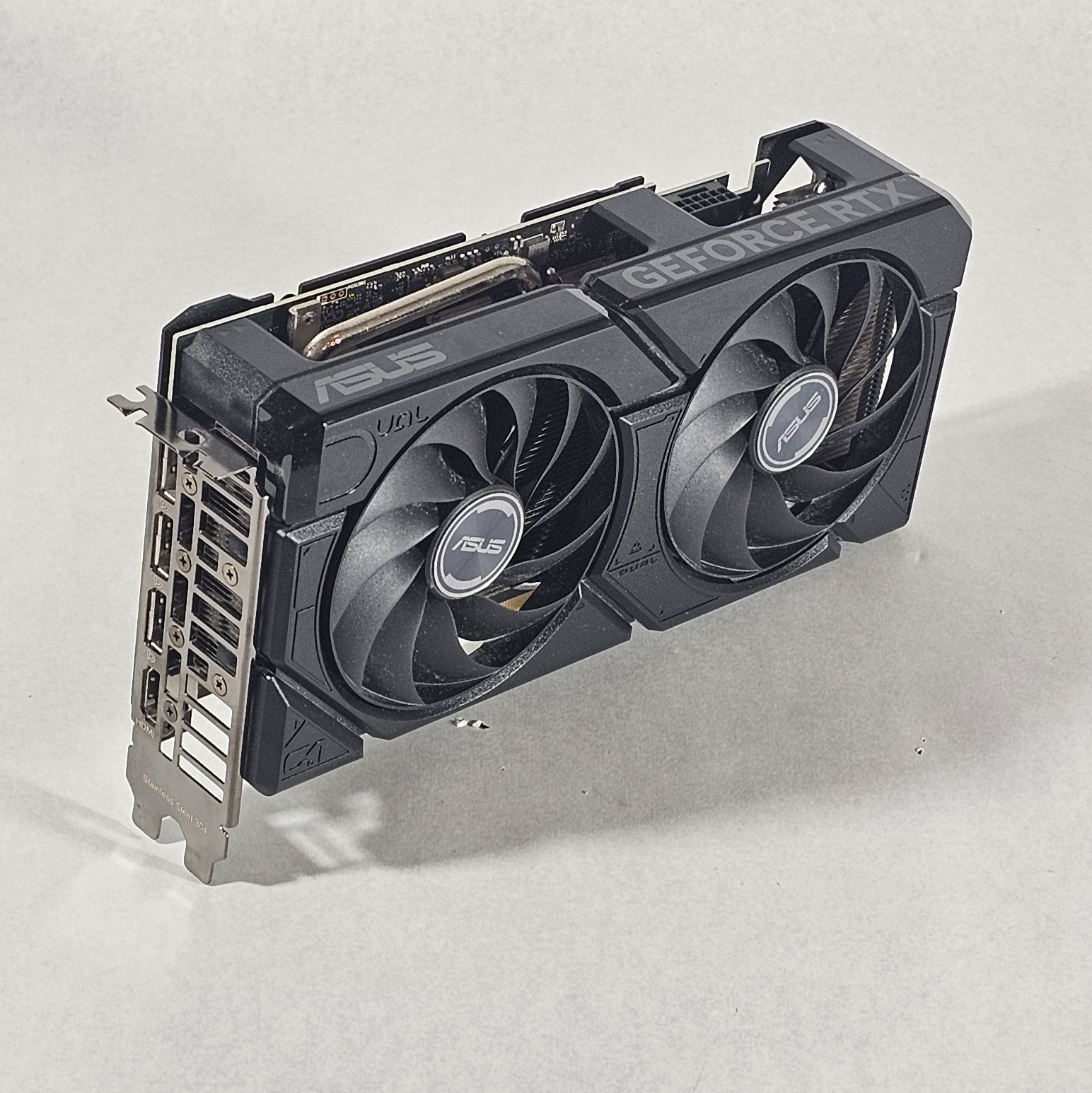 RTX 4070 Super ASUS 12GB
