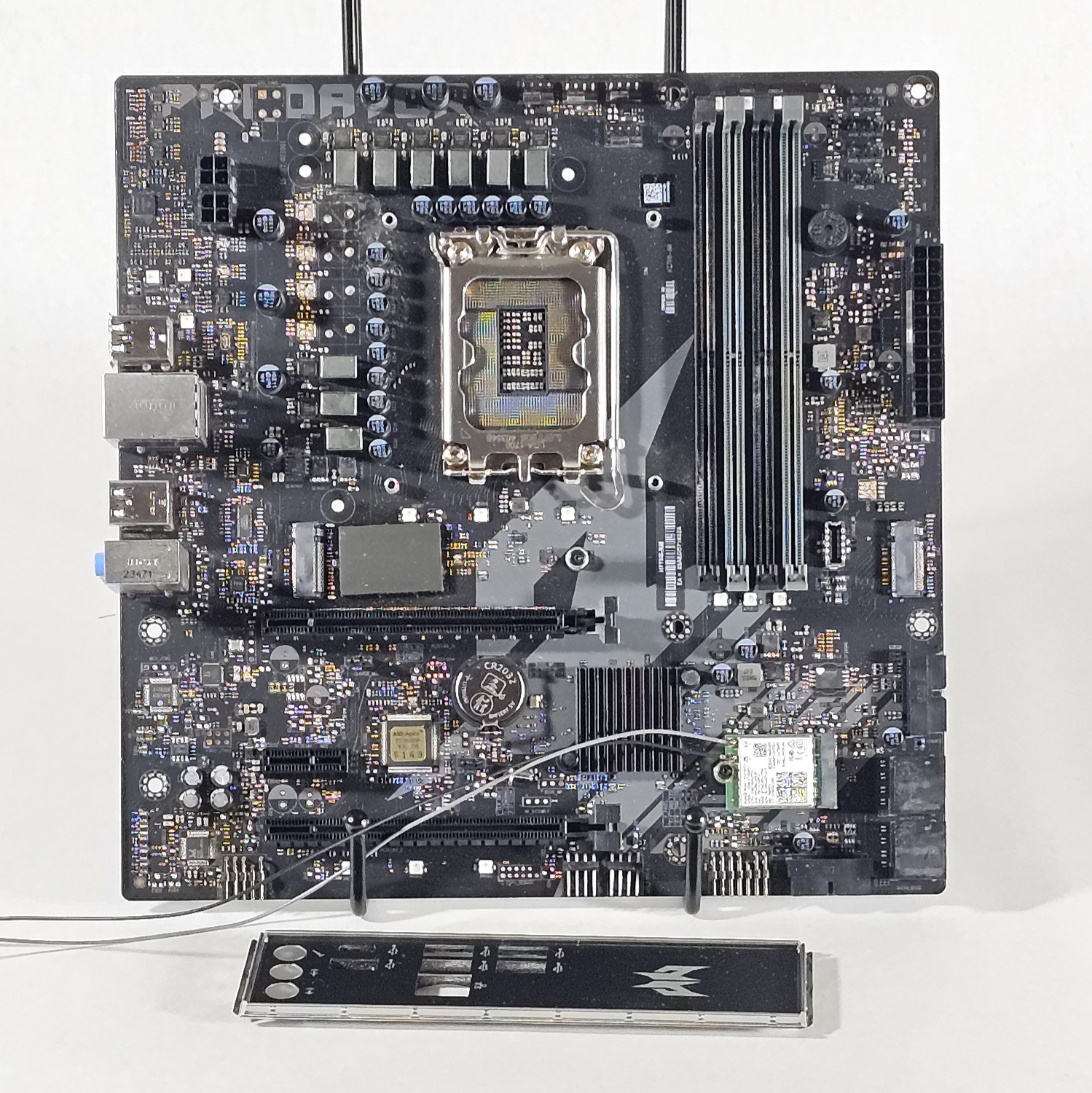 Acer Predator IH67M-WH V1.0 LGA1700 DDR5 mATX Motherboard w/ WiFi & I/O Shield