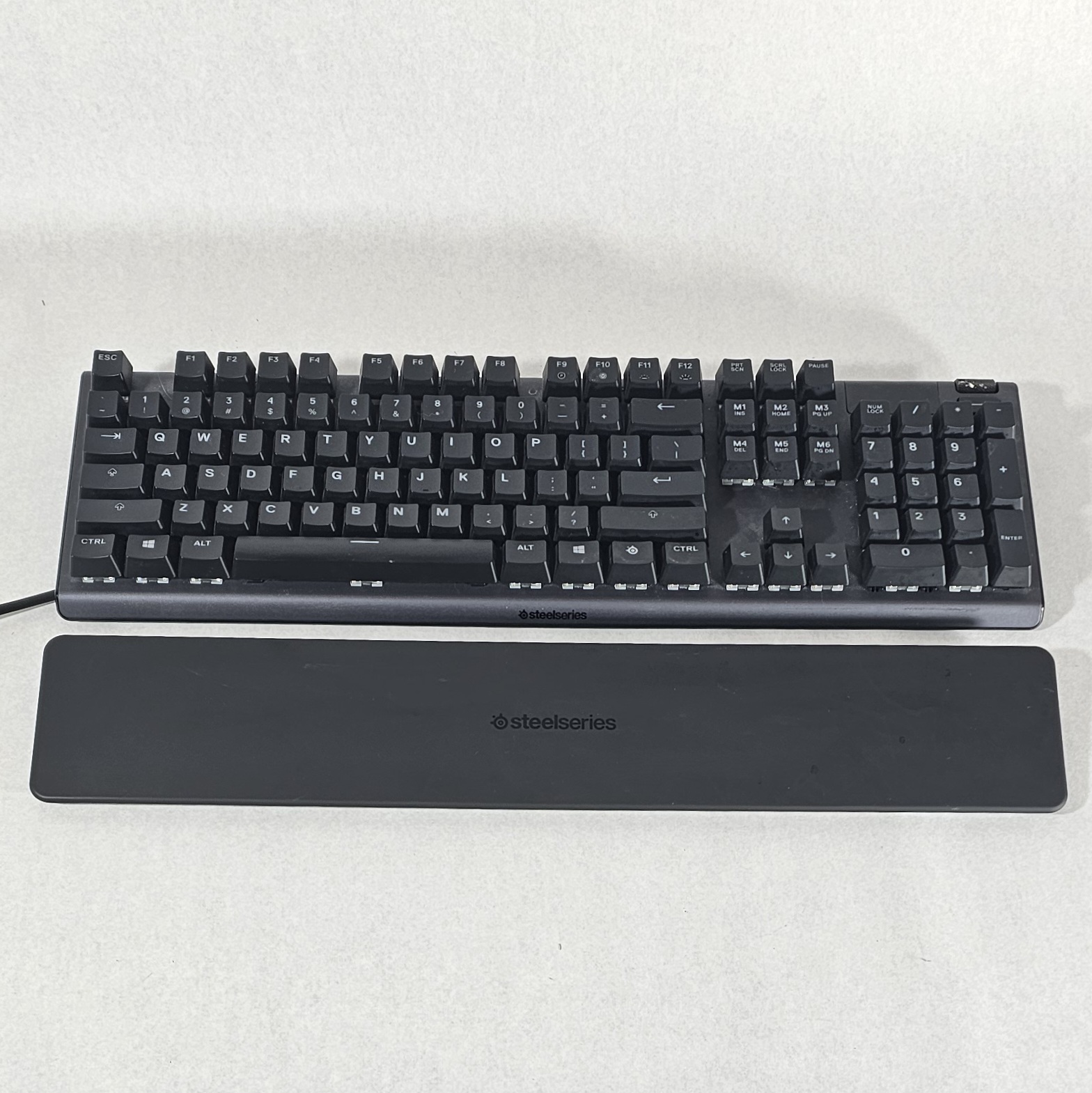 SteelSeries Apex 5 Mechanical Keyboard & Palm Wrist Rest