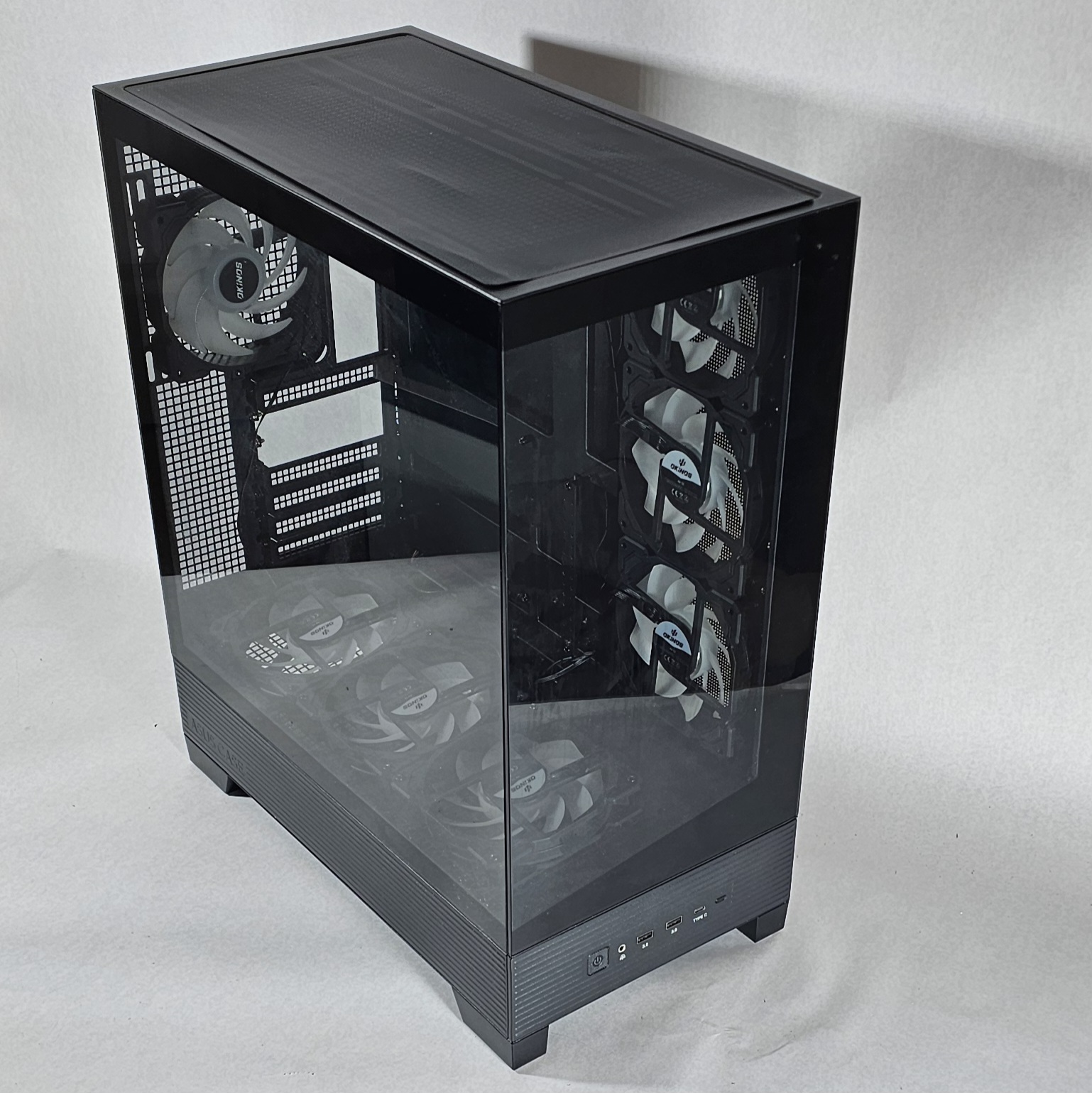 PC Case with Tempered Glass w\ 7 RGB Fans