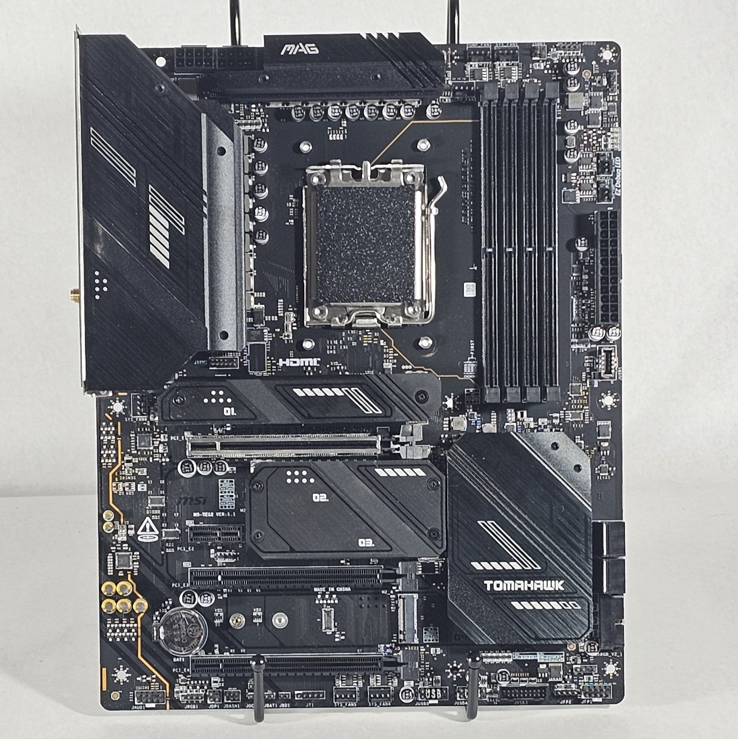 MSI B650 MAG TOMAHAWK WIFI AMD AM5 DDR5 ATX Motherboard