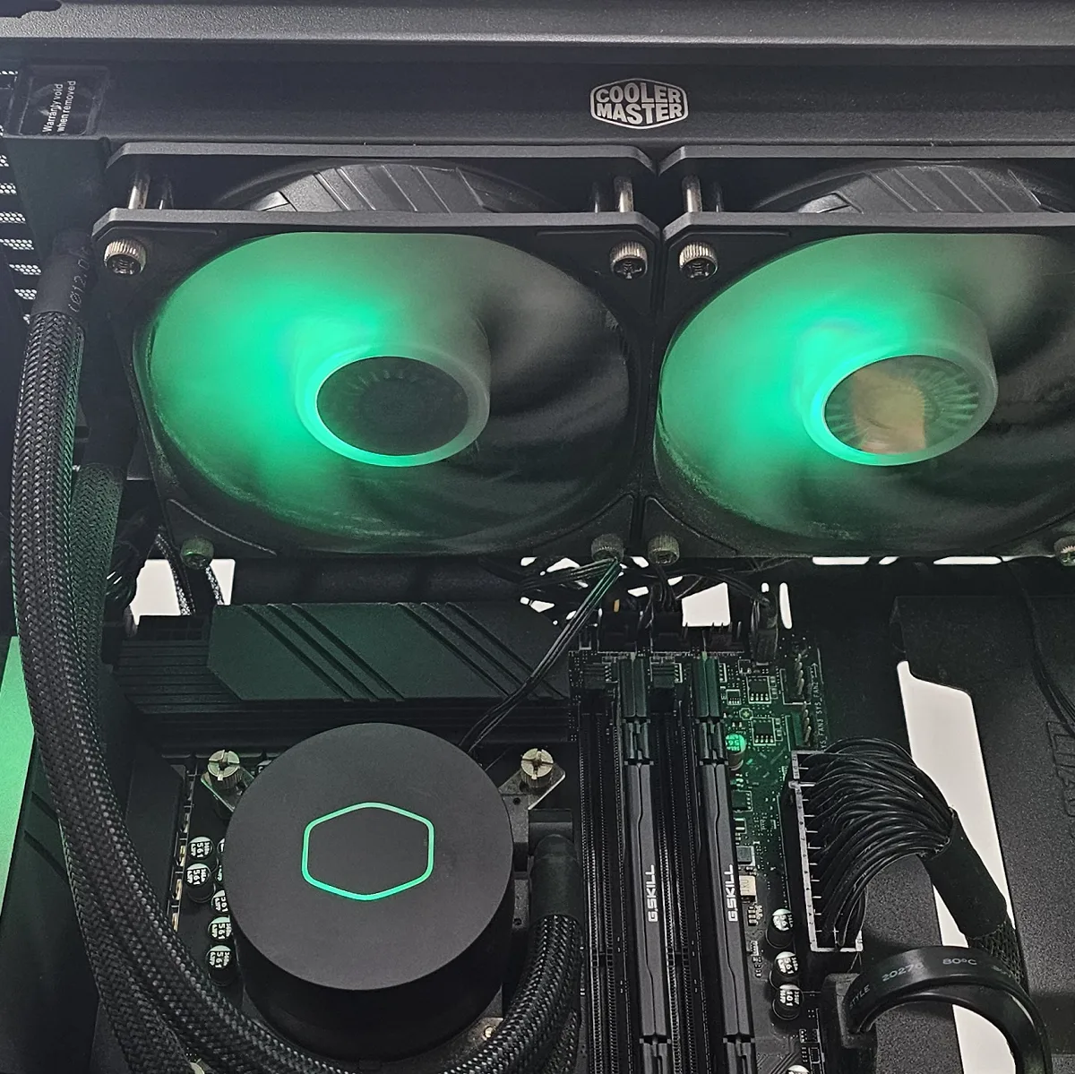 240mm AIO Cooler Master RGB CPU Liquid Cooler for Intel LGA1700