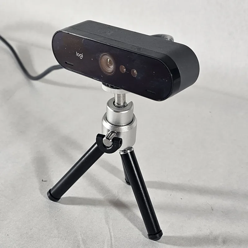 Logitech Logi Webcam with Tripod USB-C