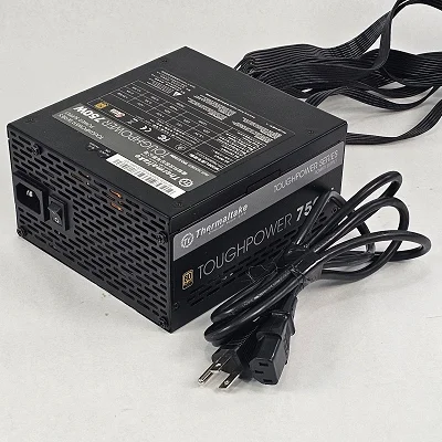 750 Watt PSU Thermaltake Toughpower Power Supply - photo 4