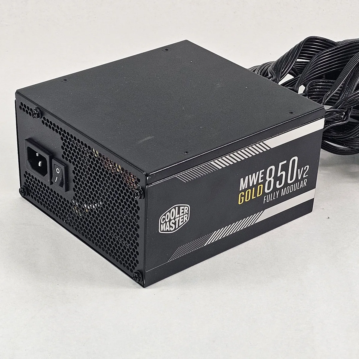 850 Watt PSU Cooler Master MWE Gold 850 V2 Power Supply