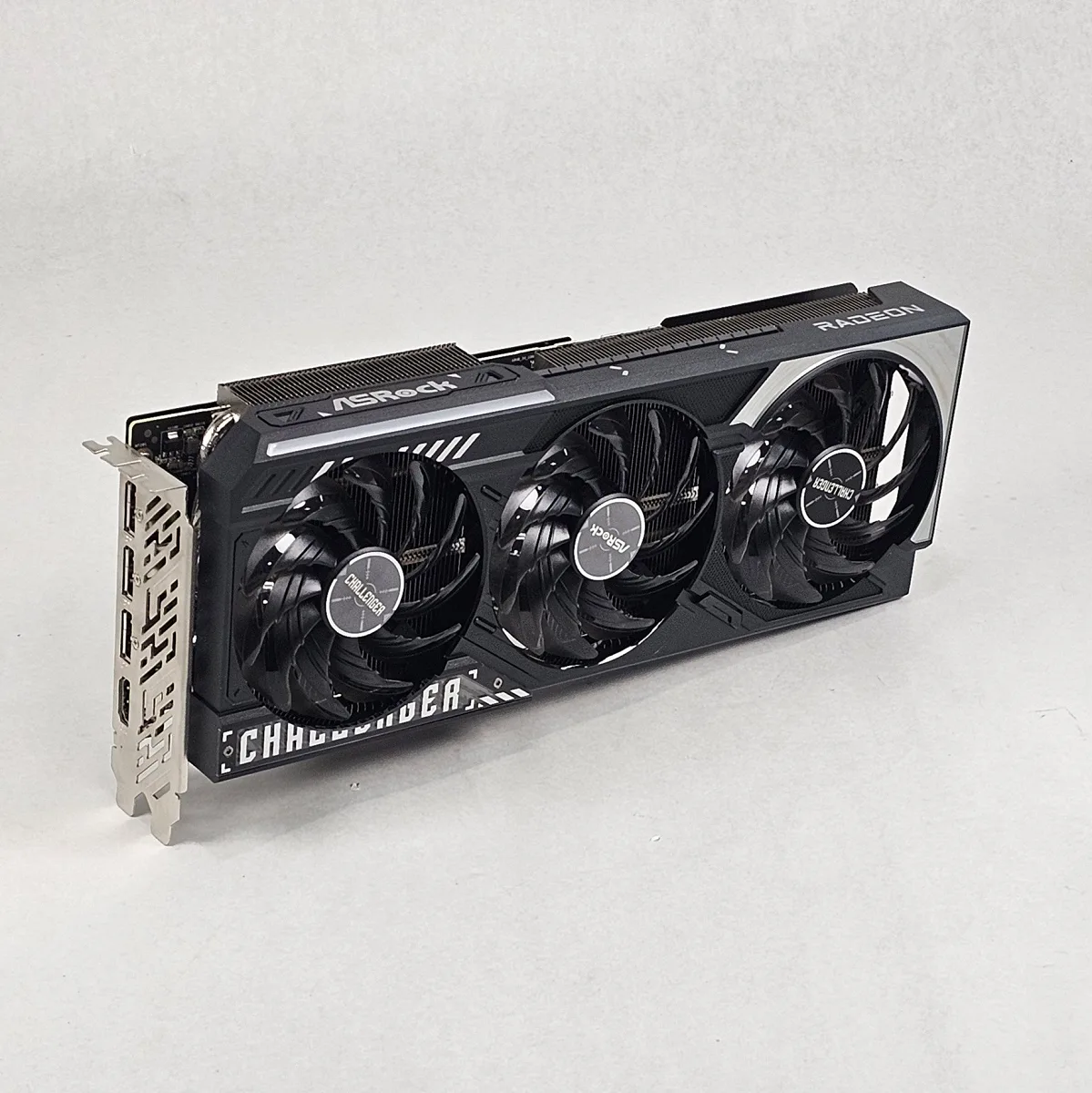 RX 9070 XT ASRock Challenger 16GB