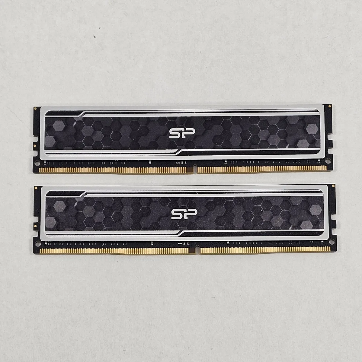32GB DDR4 (2x16GB) CL16 3200MT/s Silicon Power