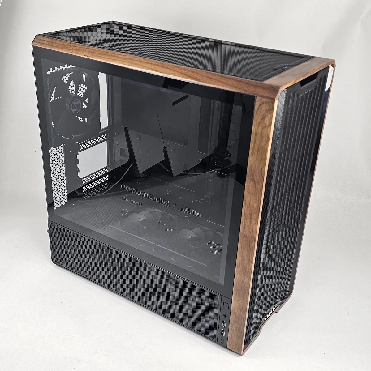 Black Lian Li PC Case with Tempered Glass w/ 5 Fans