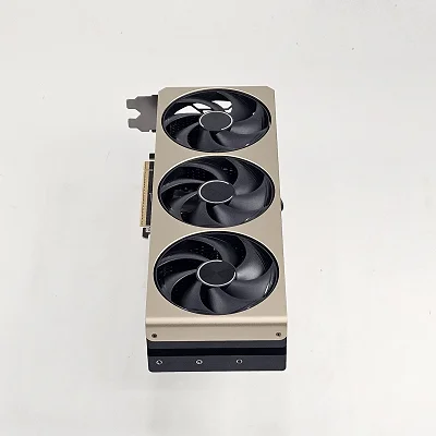 RTX 5070 Ti MSI INSPIRE 3X OC 16GB - photo 5