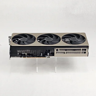 RTX 5070 Ti MSI INSPIRE 3X OC 16GB - photo 6