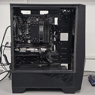 Black MSI PC Case with Tempered Glass w/ 3 Fans - photo 10