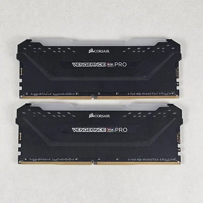 32GB DDR4 (2x16GB) CL16 3200MT/s Corsair Vengeance RGB PRO - photo 2