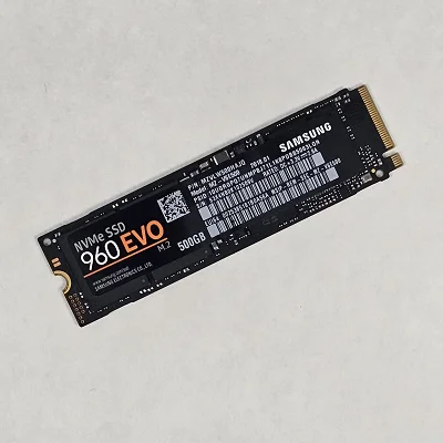 500GB NVMe M.2 SSD Samsung 960 EVO Gen3 - photo 1