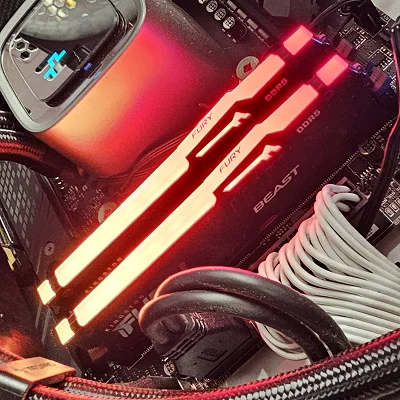 32GB DDR5 (2x16GB) CL40 5200MT/s Kingston FURY Beast RGB - photo 1