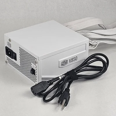 White 850 Watt PSU Cooler Master V850 Power Supply - photo 4