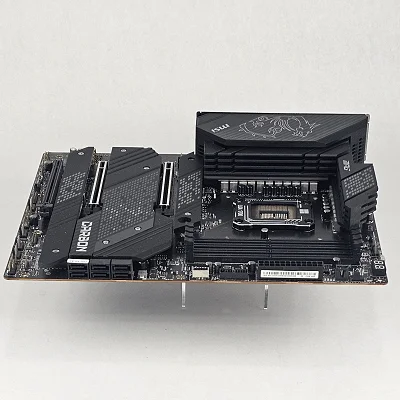 MSI MPG Z690 CARBON WIFI LGA1700 DDR5 ATX Motherboard - photo 4