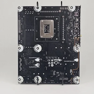 MSI MPG Z690 CARBON WIFI LGA1700 DDR5 ATX Motherboard - photo 7
